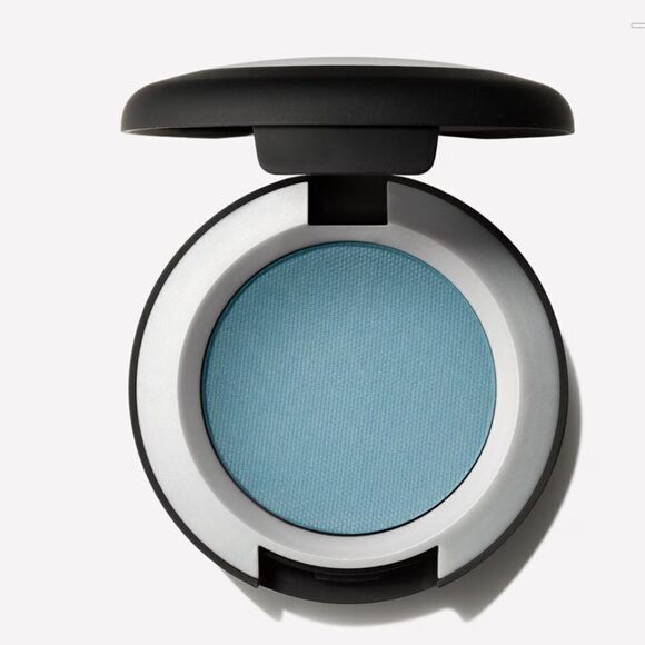 POWDER KISS SOFT MATTE EYE SHADOW NEW in box Ipsy bag Good Jeans color shade - Picture 3 of 12